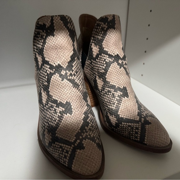 Steve Madden Camryn Snakeskin Ankle Boots - Picture 3 of 3